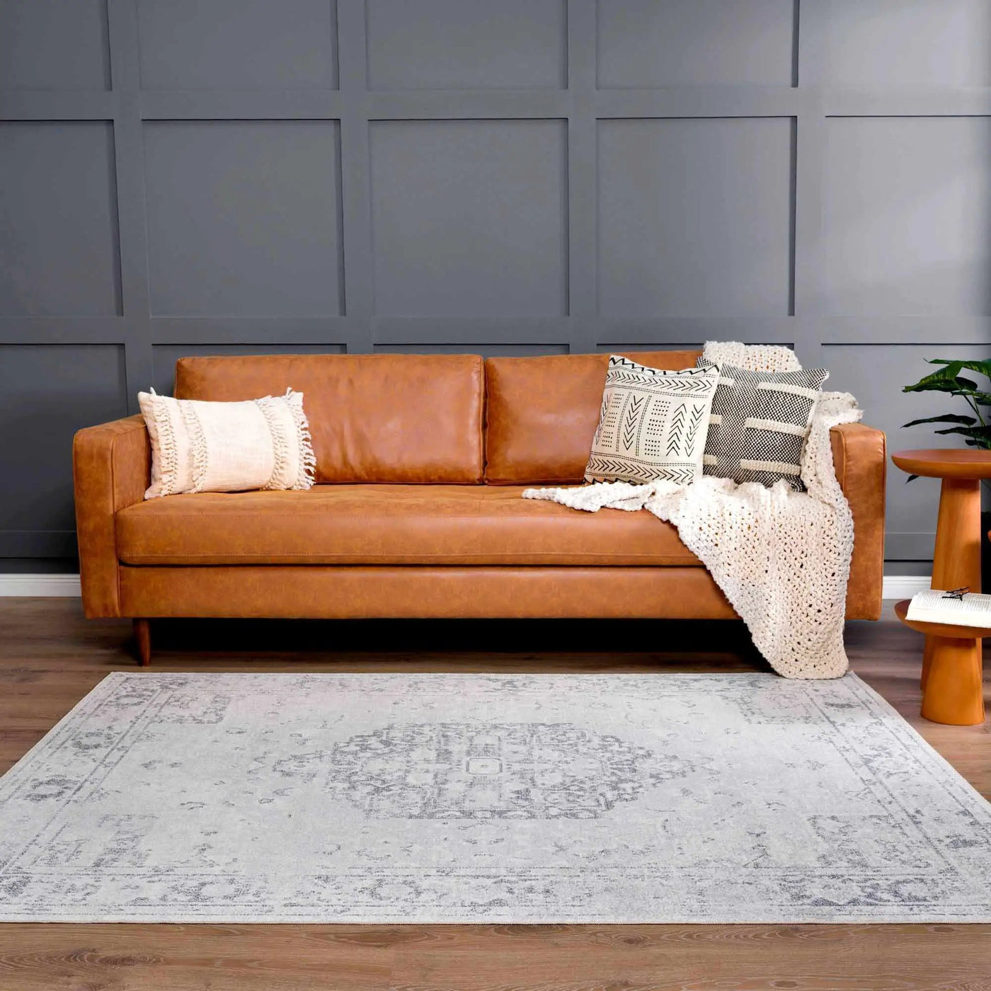 Akram Antrasit Flat Pile Washable Rug by Boutique Rugs