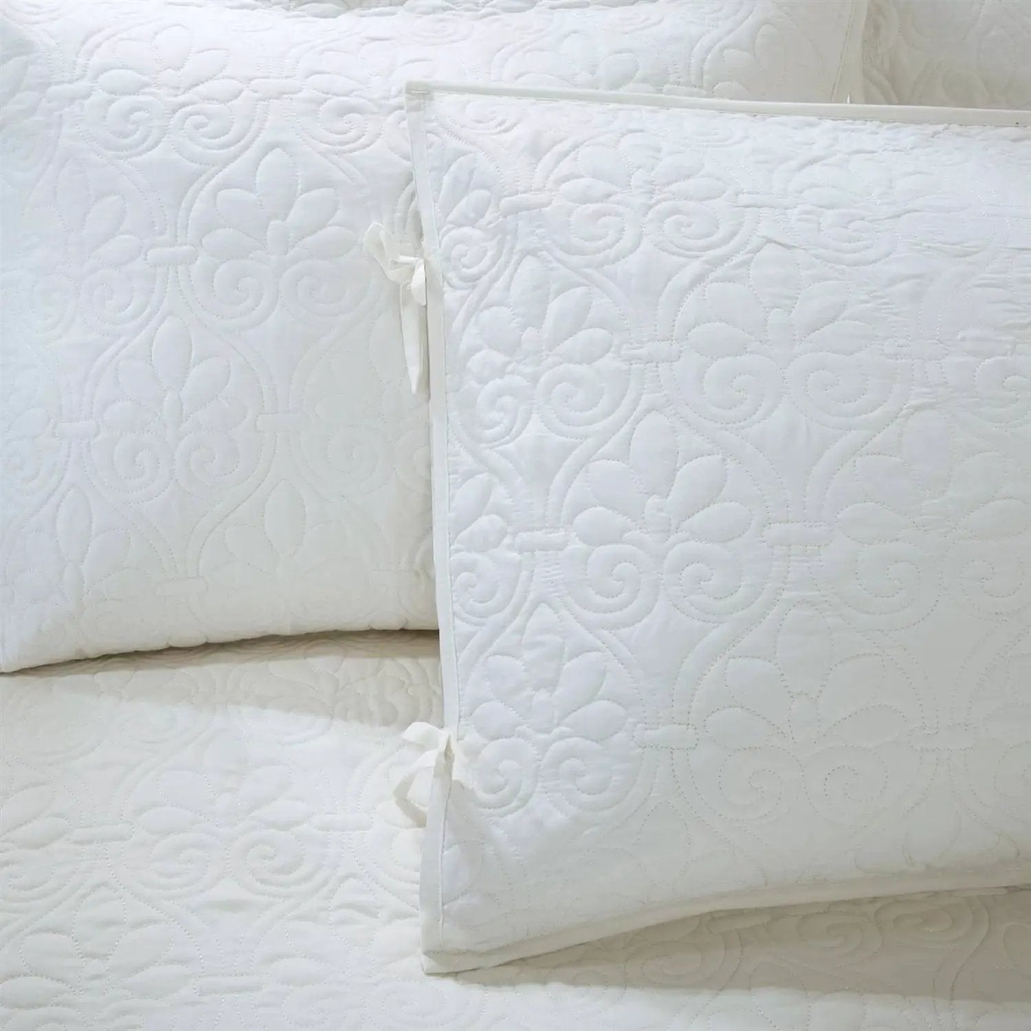 6-Piece Farmhouse Country Cottage Quilted White Reversible Daybed Cover Set by HomePacific