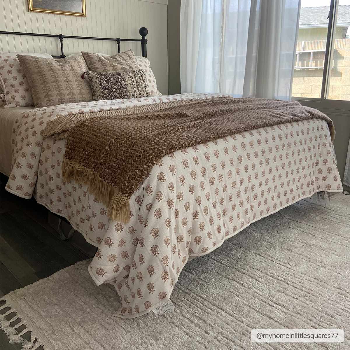 Ibarra Textured Ivory High/Low Pile Rug with Tassels by Boutique Rugs