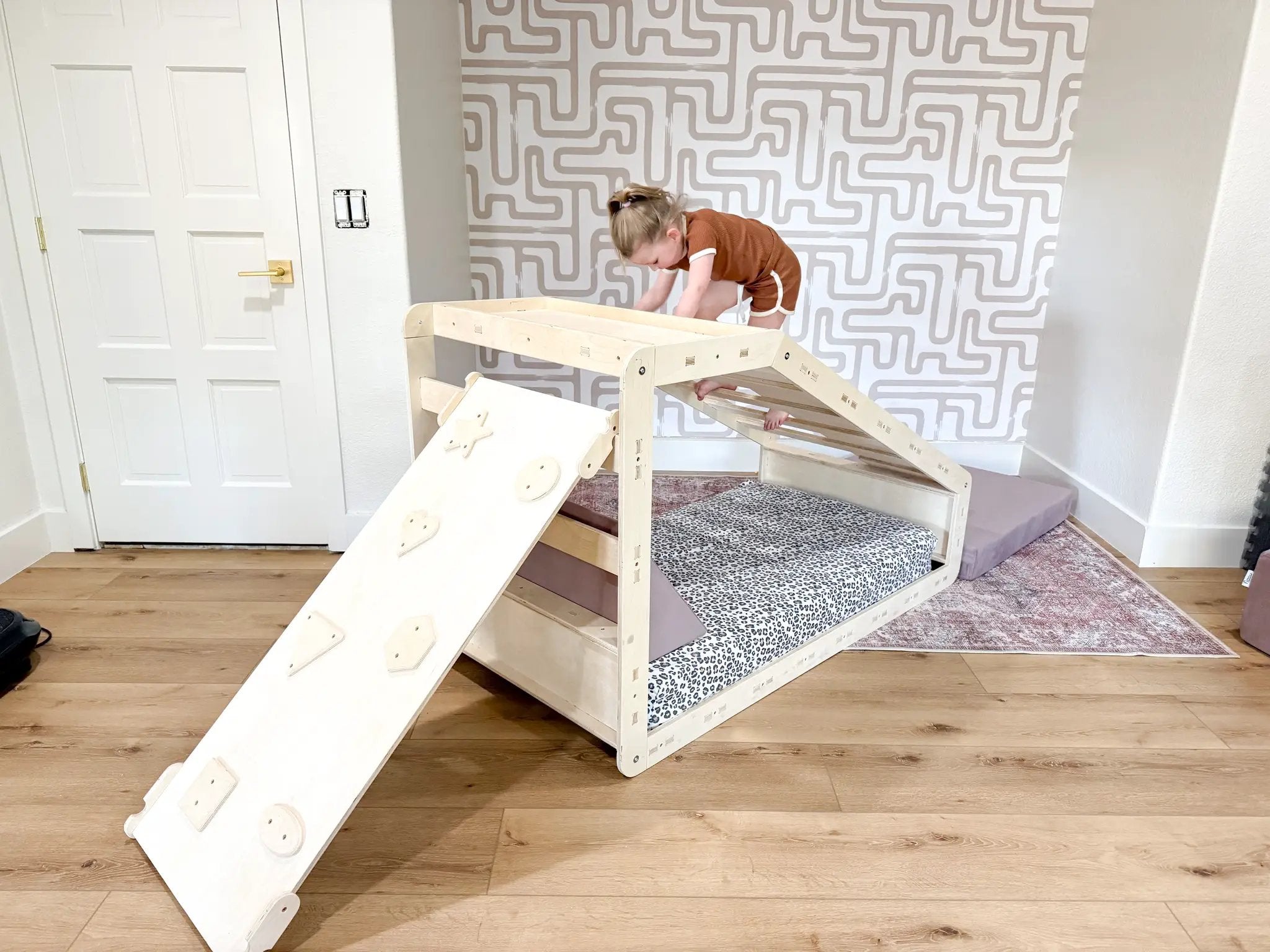 FERNANDA- Play Cube by Bush Acres