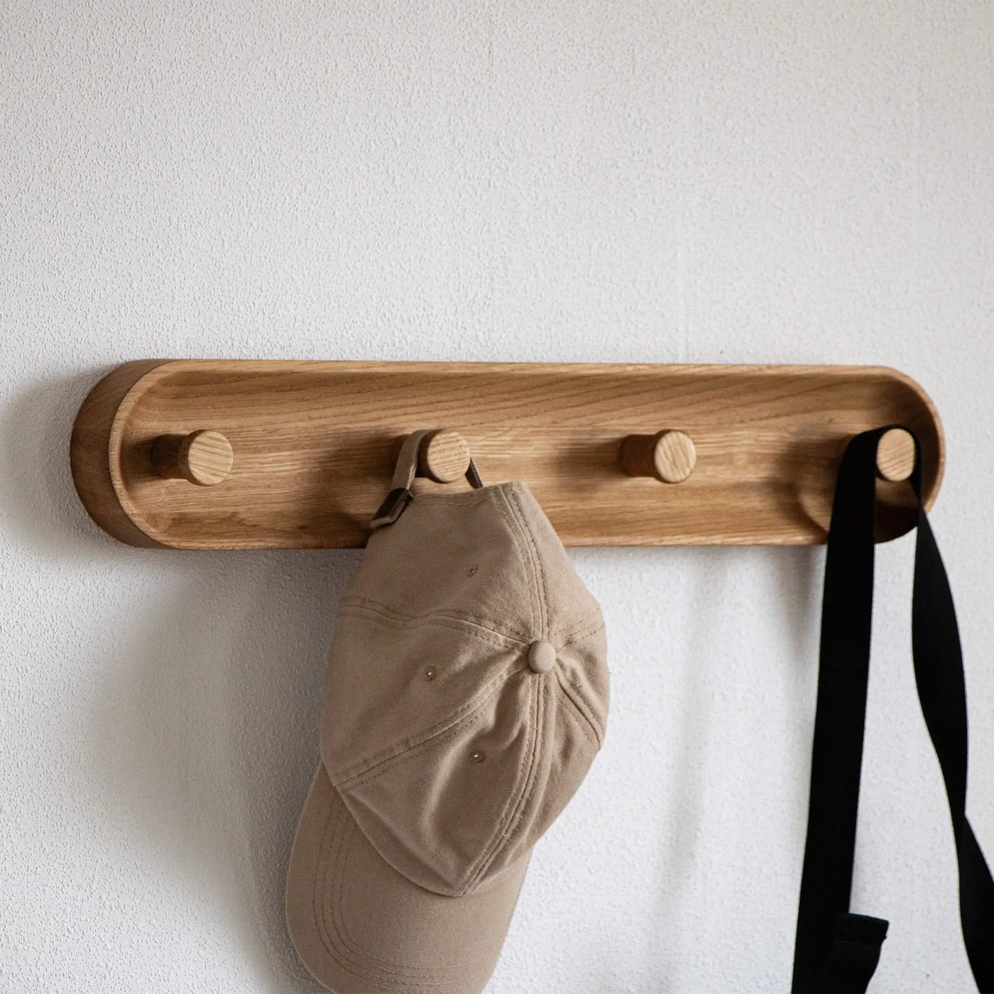 THE HELEN - wall hanger by VARBROS
