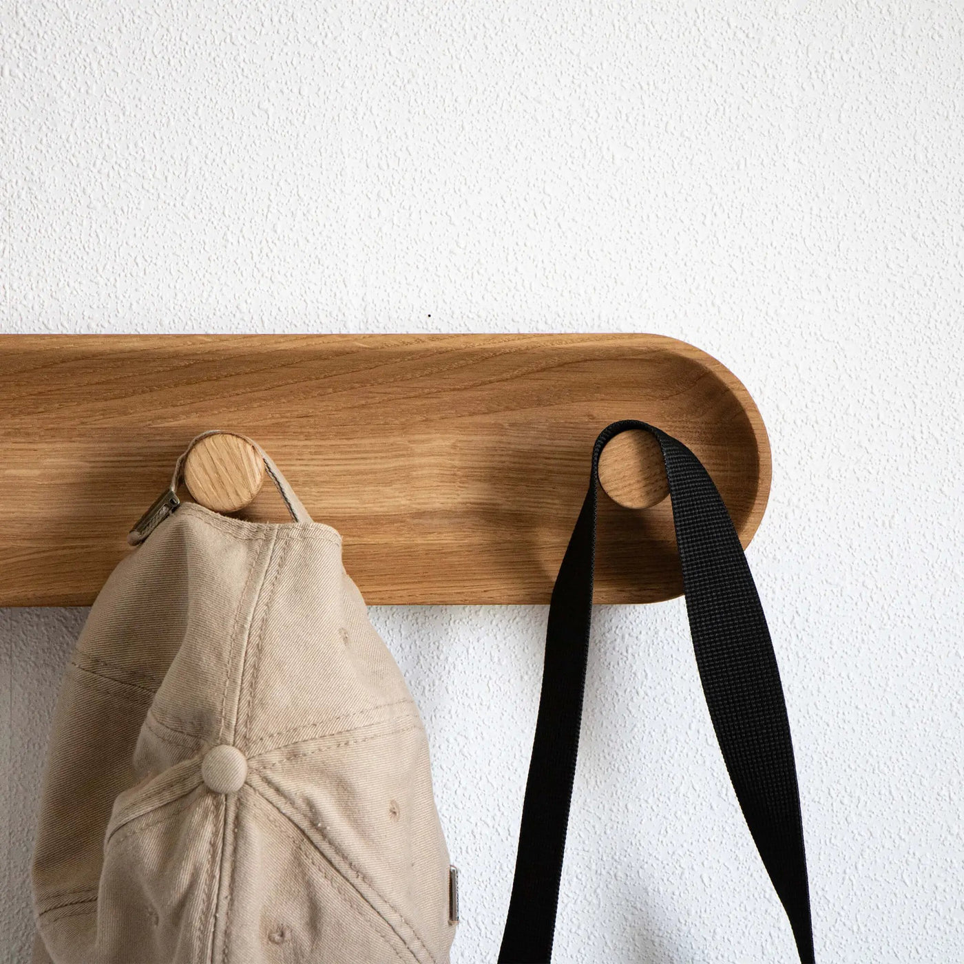 THE HELEN - wall hanger by VARBROS