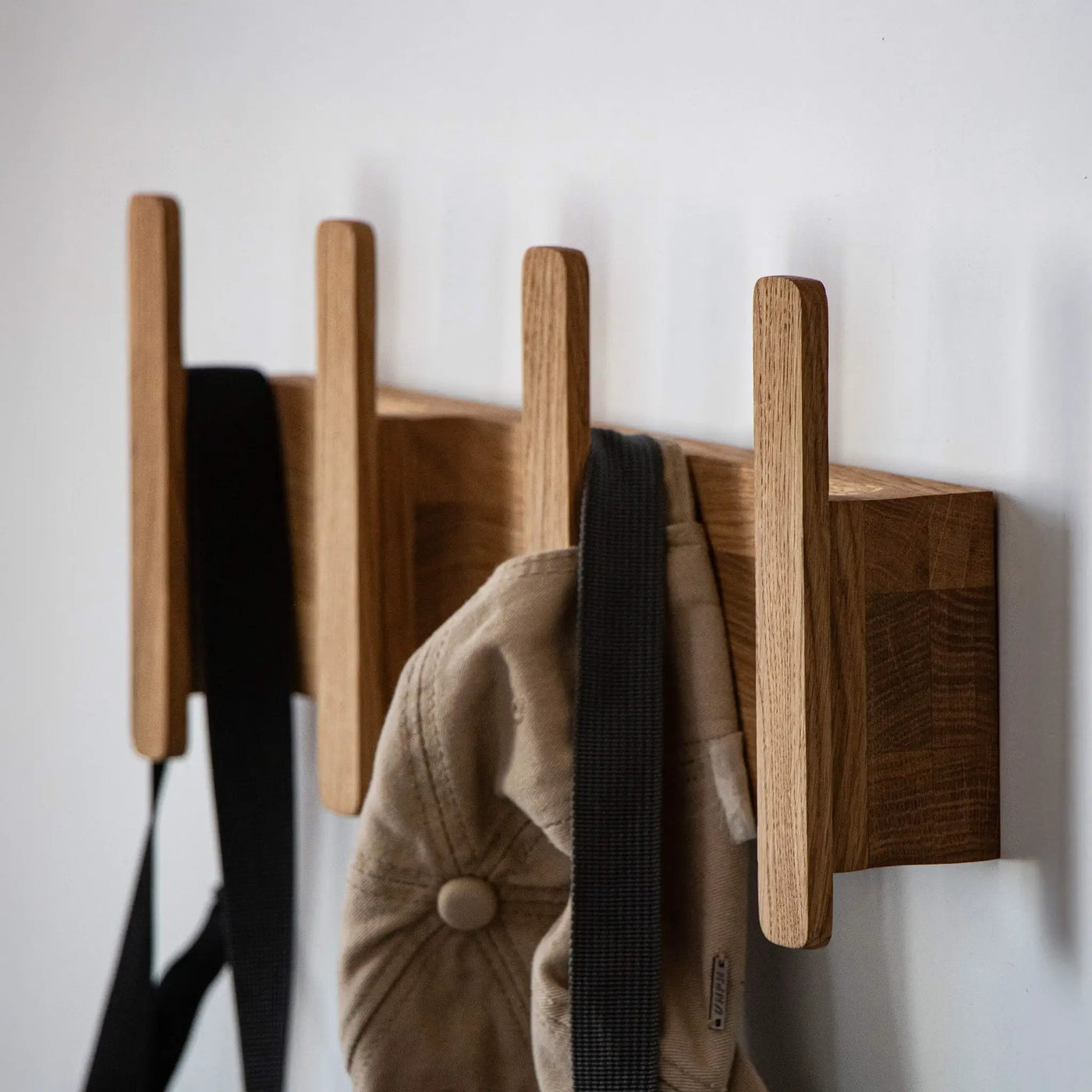 THE VERA - wall hanger by VARBROS