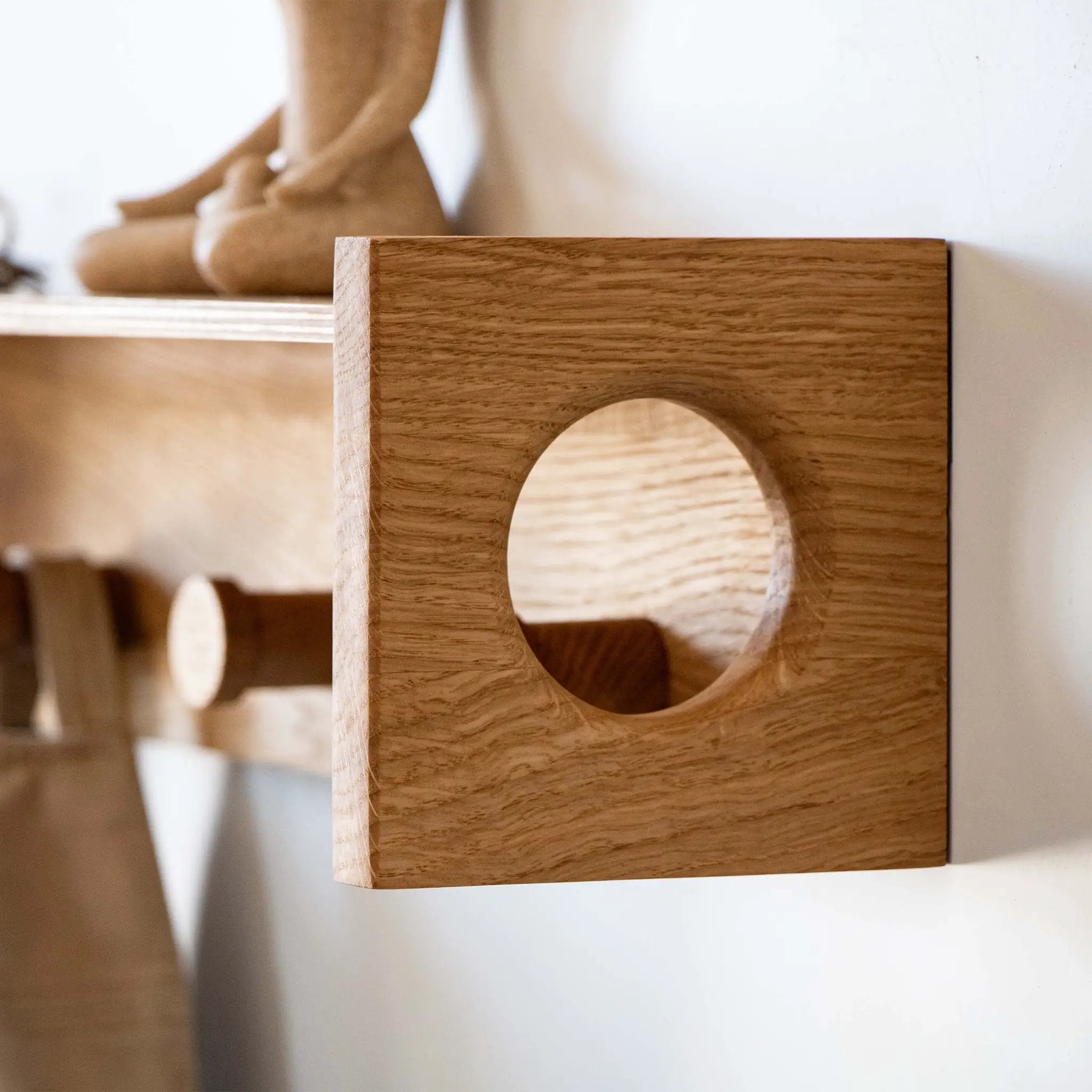 THE POLLY - wall hanger by VARBROS