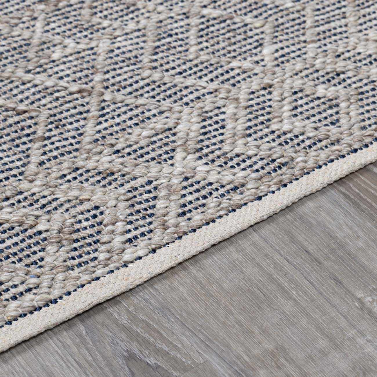 Ironia Handmade Faux Silk Rug - Clearance by Boutique Rugs