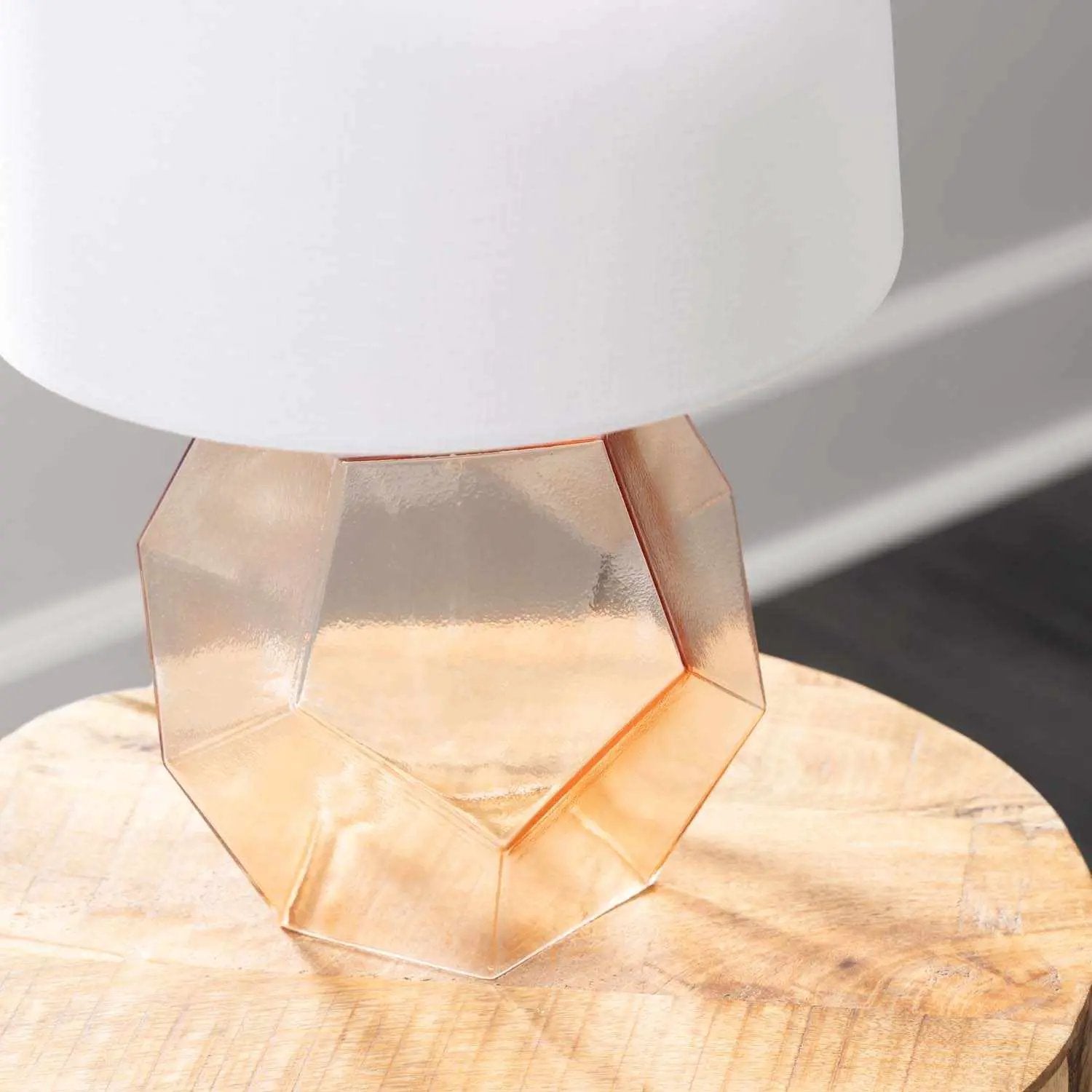 Jantianon Table Lamp by Boutique Rugs