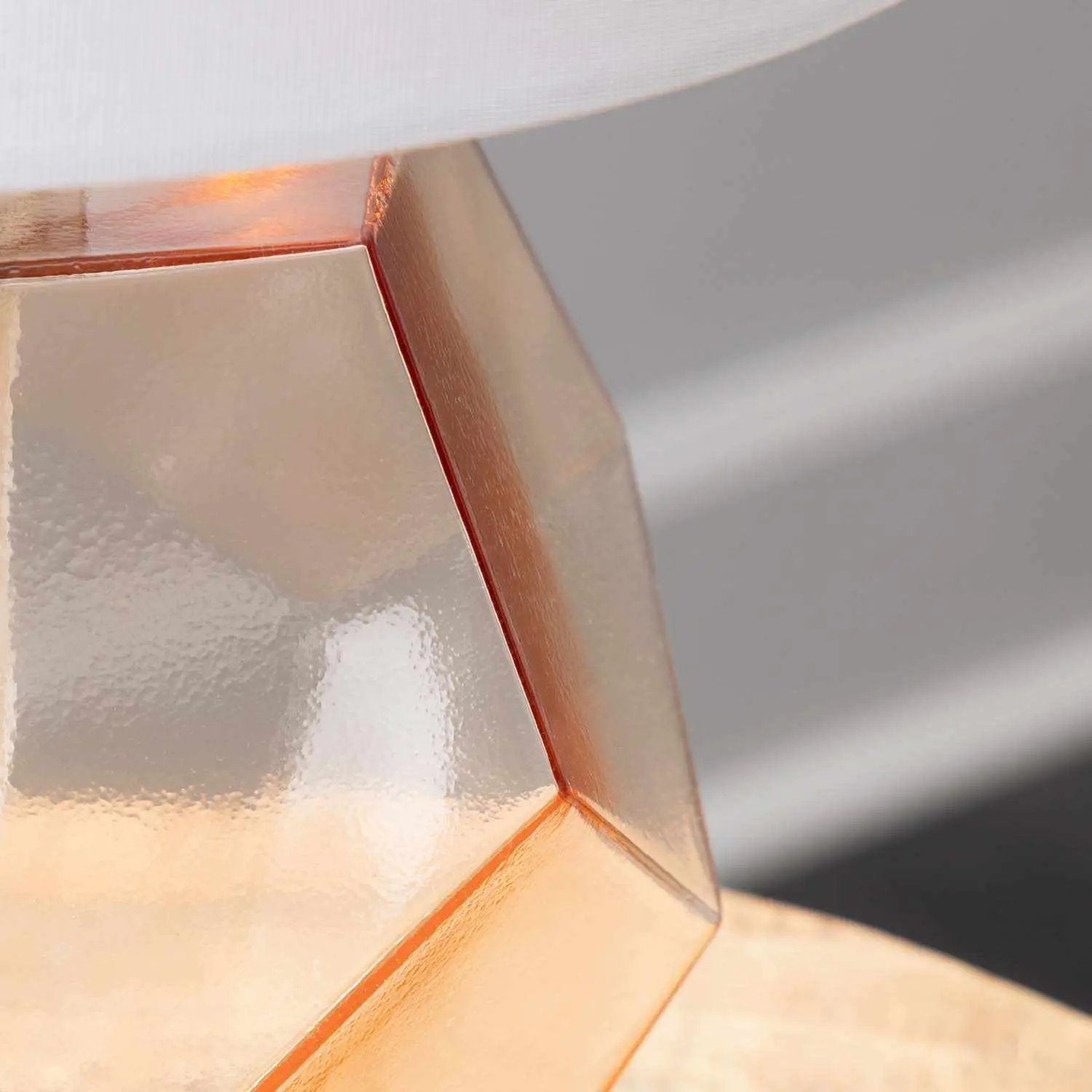 Jantianon Table Lamp by Boutique Rugs