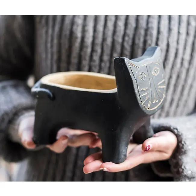 Cat Shape Small Planter in Concrete by RusticReach