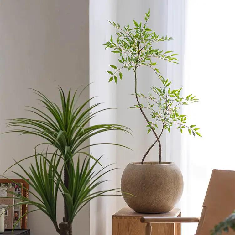 Round Magnesium Clay Planter by RusticReach