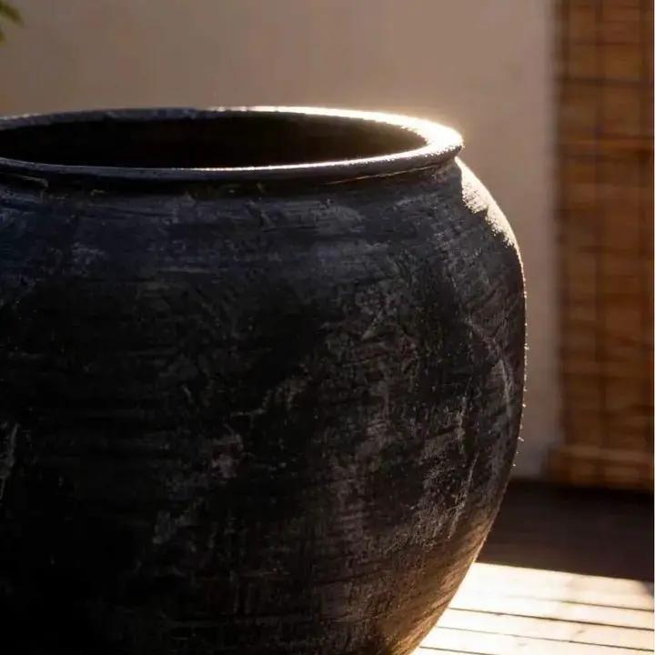 Sierra Round Pot Planter by RusticReach