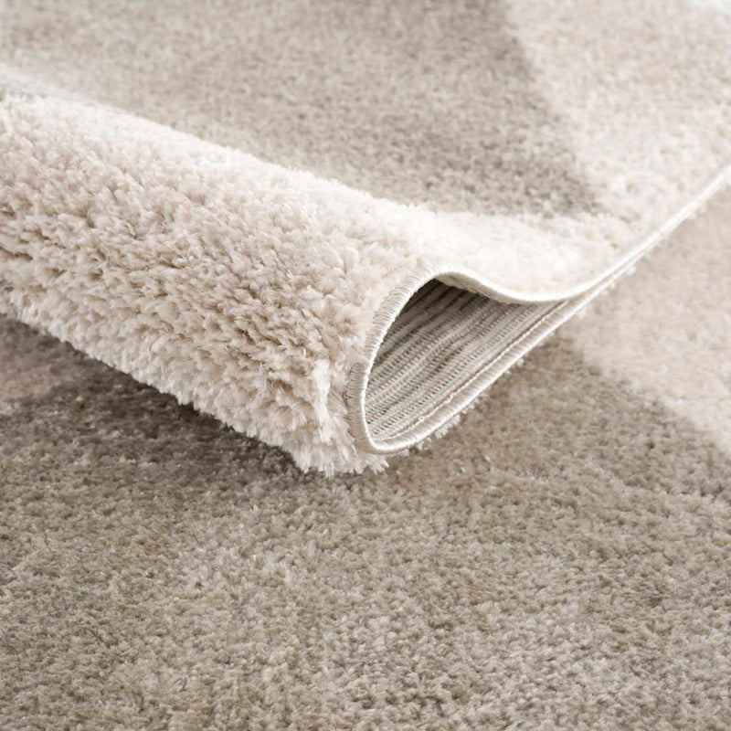 Arilla Gray Washable Diamond Area Rug by Boutique Rugs