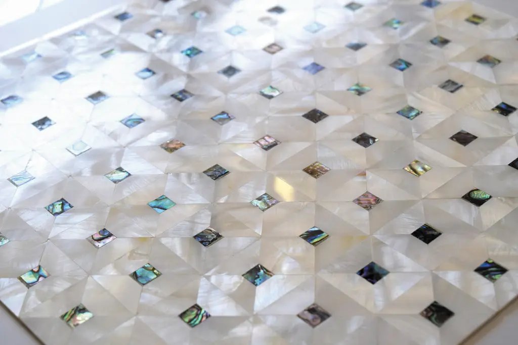 White 12x12 Polished Square Shell Mother of Pearl Mosaic Tile (20 pack, 20.33 sq ft/case) by Apollo Tile