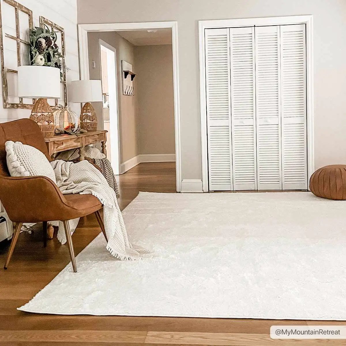 Judy White Washable Area Rug - Clearance by Boutique Rugs