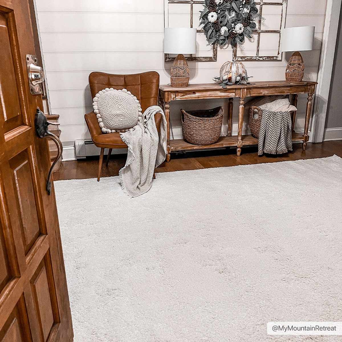 Judy White Washable Area Rug - Clearance by Boutique Rugs