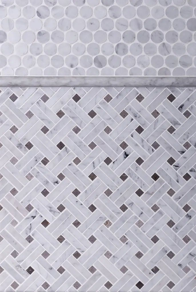 Bianco Carrara, Eastern Beige 11x11 Polished Basketweave Marble Mosaic Tile (5 pack, 4.47 sq ft/case) by Apollo Tile