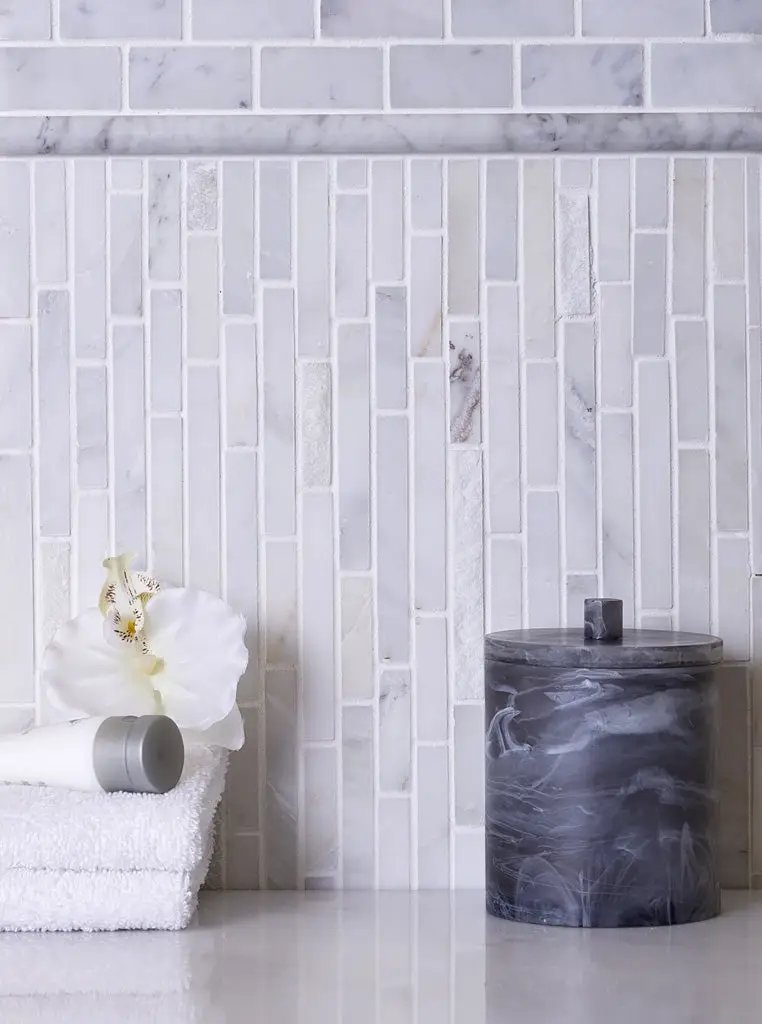 Eastern White 12x12 Polished Split Face Brick Marble Mosaic Tile (5 pack, 4.83 sq ft/case) by Apollo Tile