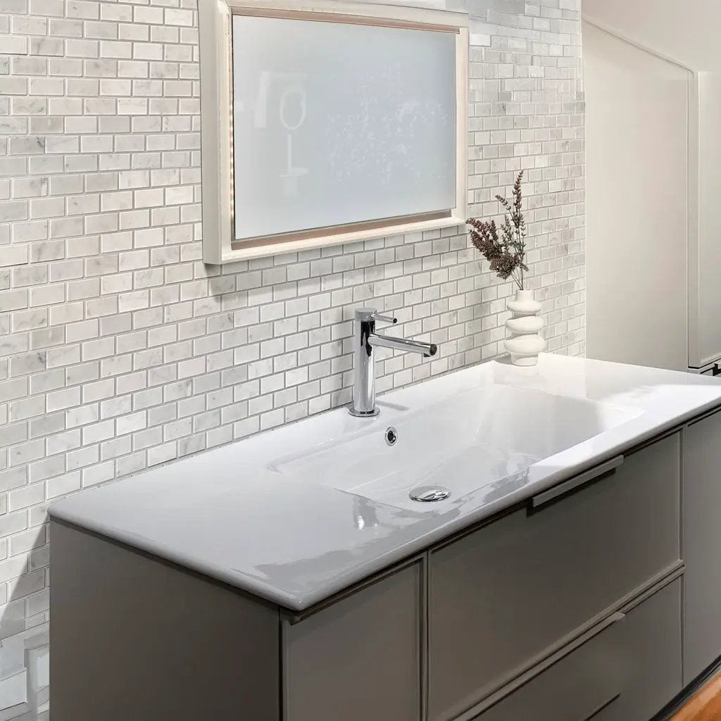 White 12x12 Honed Brick Bianco Carrara Marble Mosaic Tile (5 pack, 4.92 sq ft/case) by Apollo Tile