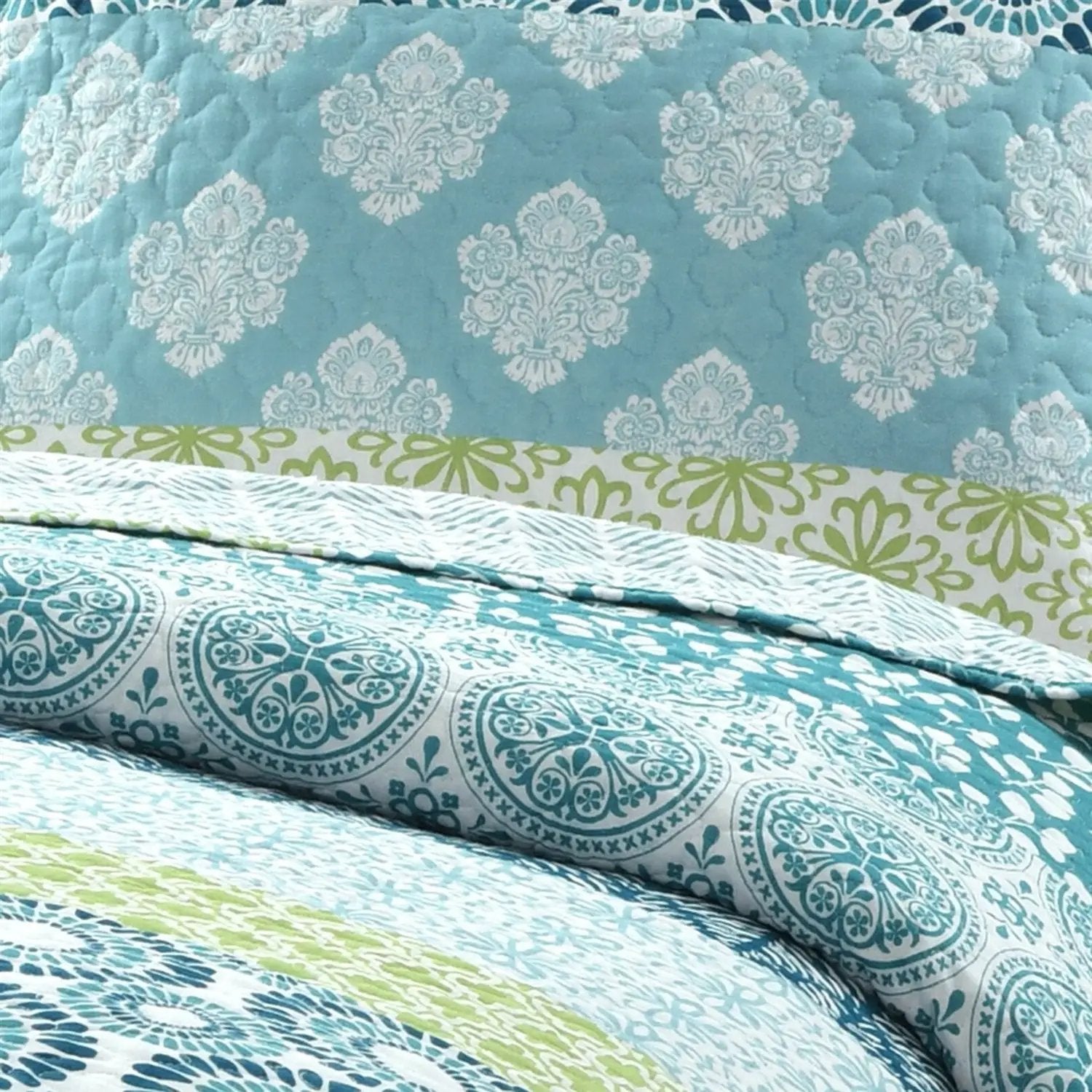 King size Cotton 3 Piece Reversible Blue White Green Floral Damask Quilt Set by HomePacific