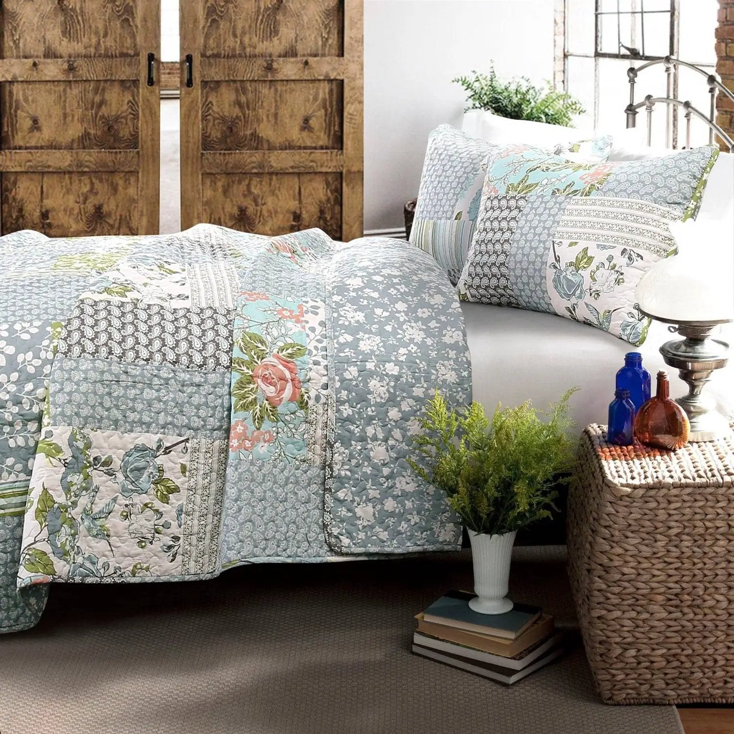 King Size Boho Floral Blue Cotton Lightweight Quilt Set by HomePacific
