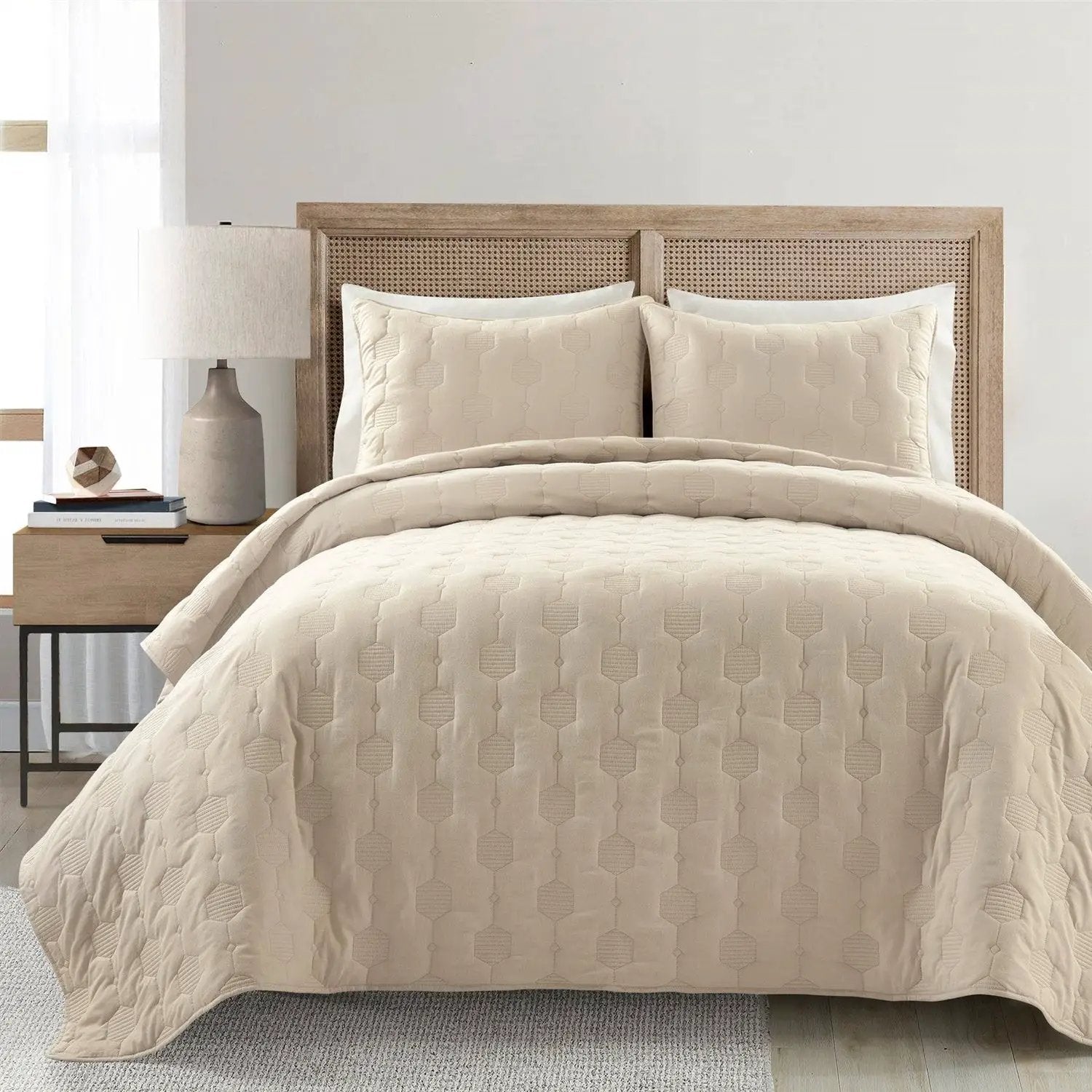 King/California King size Lightweight Beige Textured Cotton 3 Piece Quilt Set by HomePacific