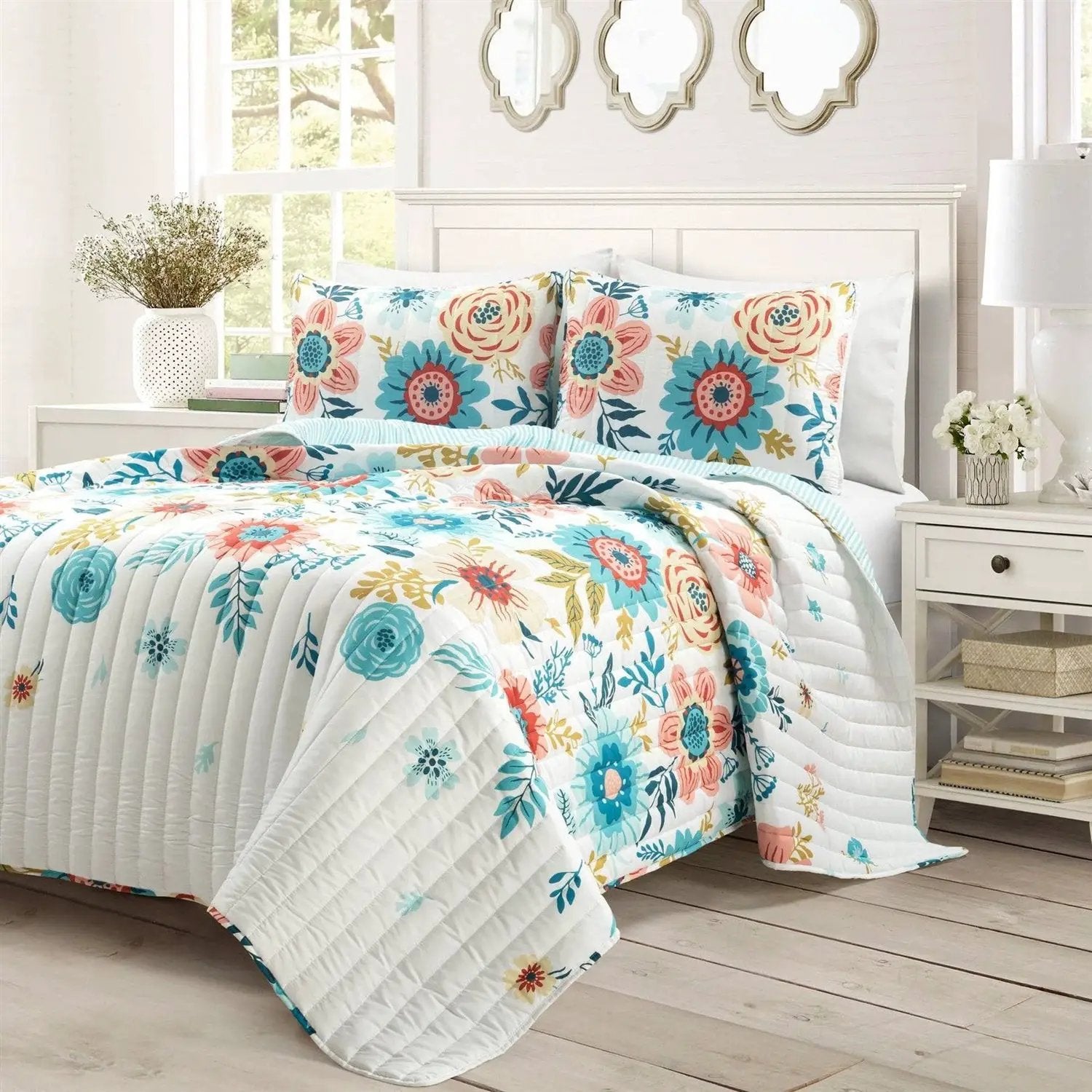 King size Lightweight Floral Teal Blue Pink White 3-Piece Polyester Quilt Set by HomePacific