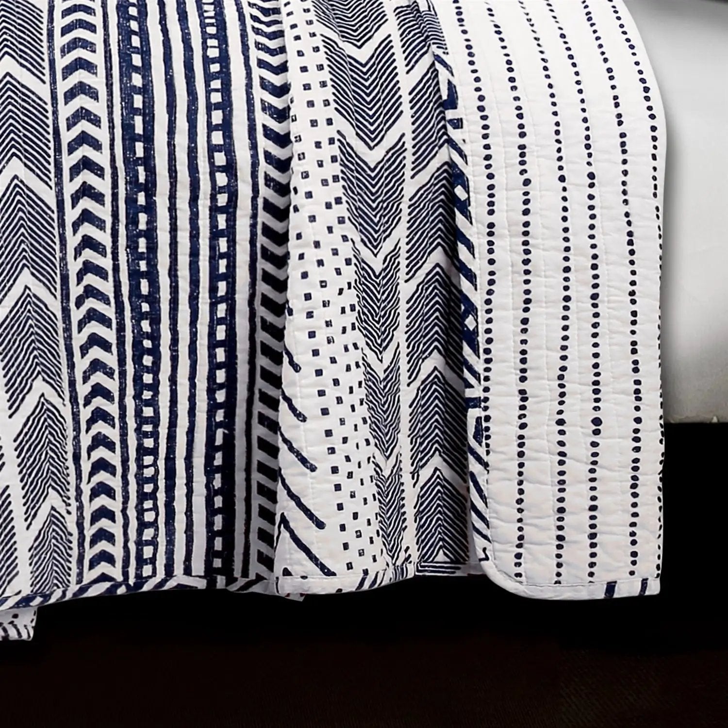 3 Piece Scandinavian Blue White Reversible Cotton Set in King by HomePacific