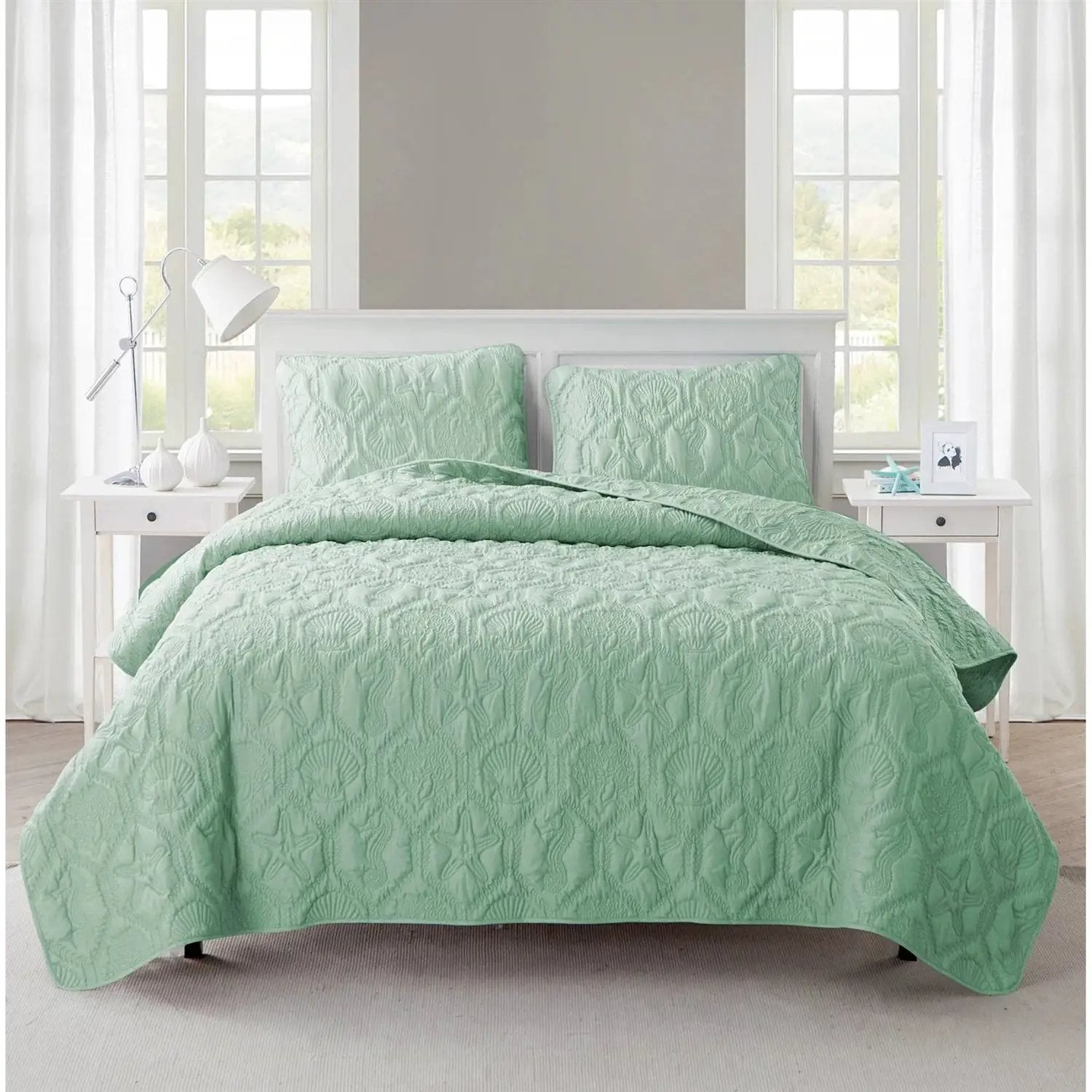 King Coastal Beach Starfish Seashell Seahorse Light Green Teal Quilt Set by HomePacific