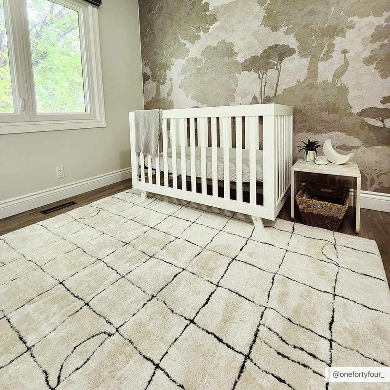 Keanu Black & White Area Rug - Clearance by Boutique Rugs