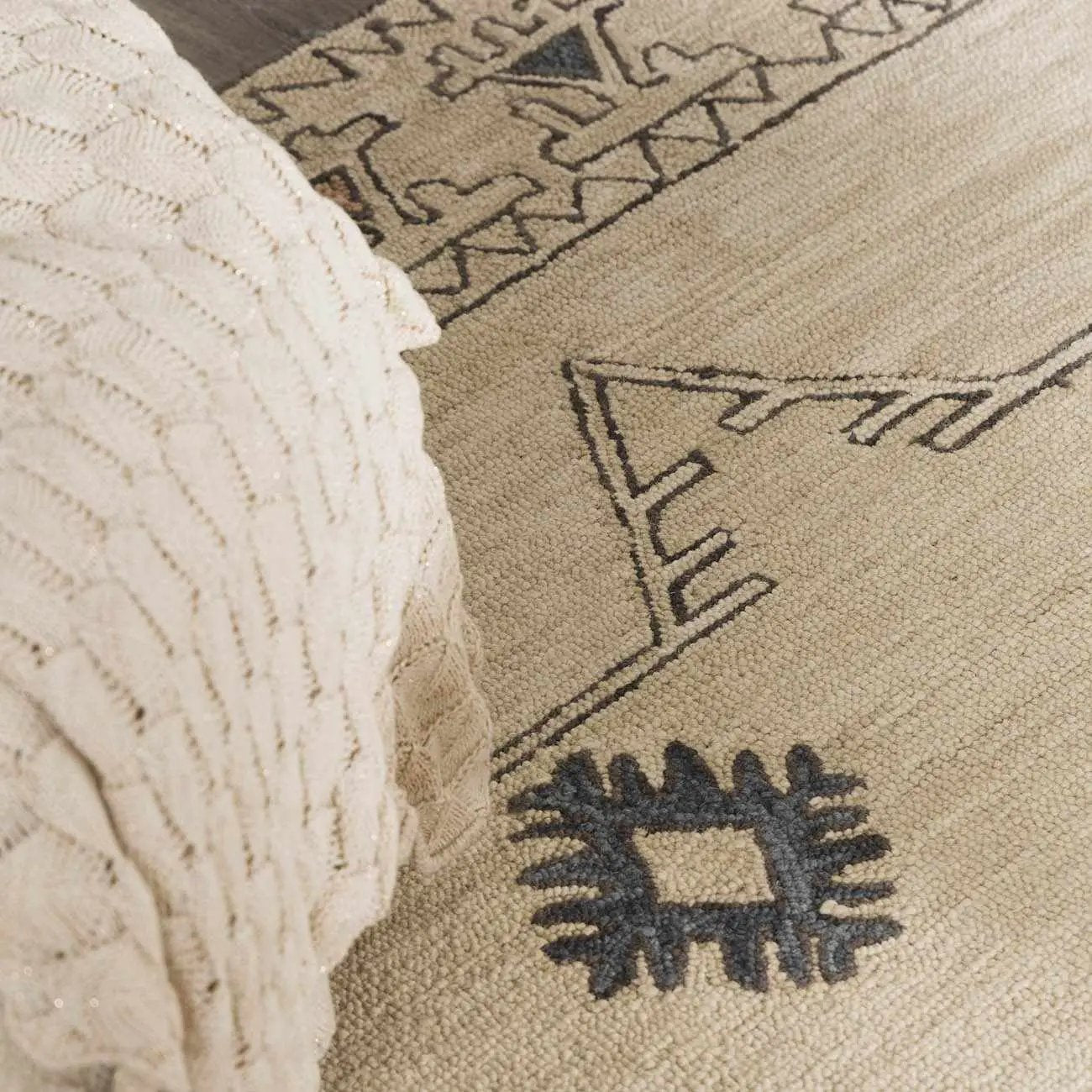Laketon Wool Area Rug by Boutique Rugs