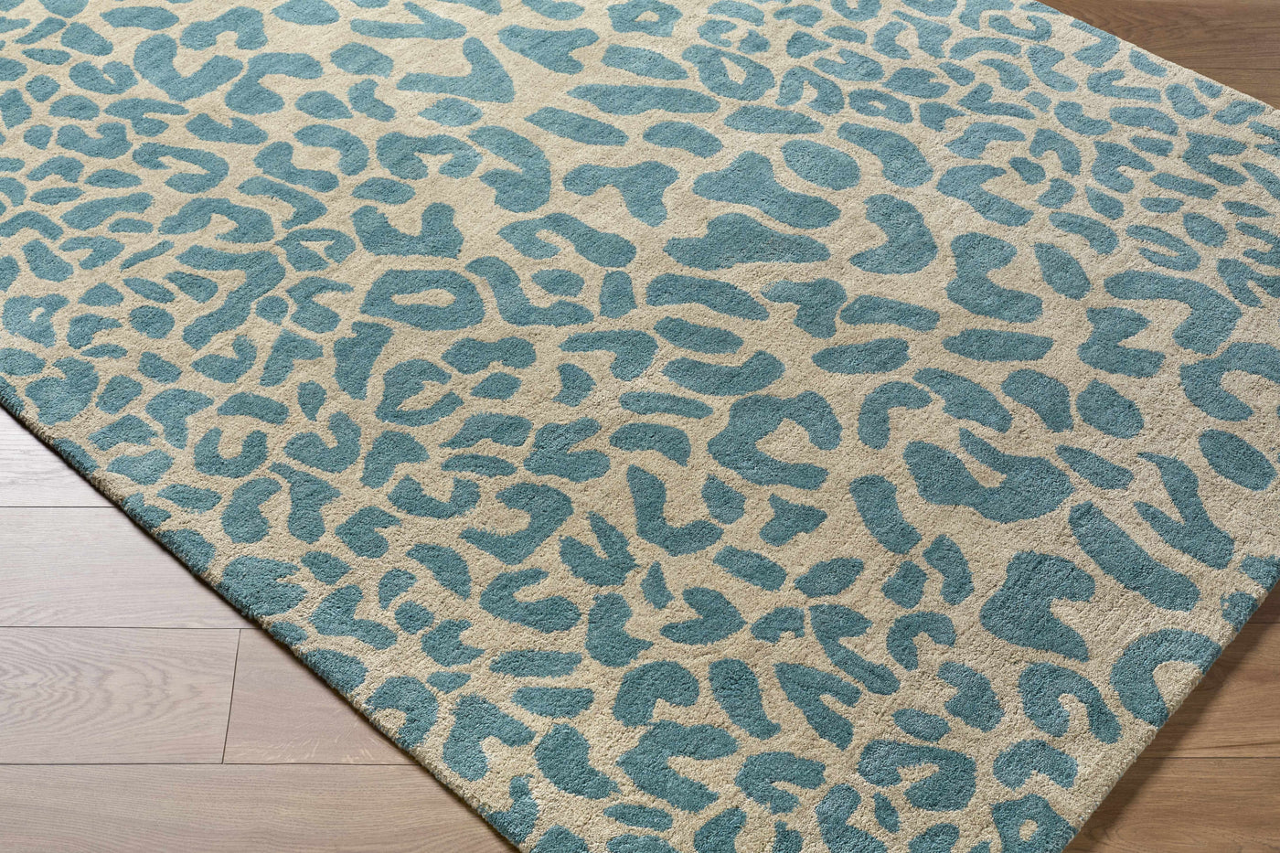Lockbourne Leopard Print Area Rug by Boutique Rugs