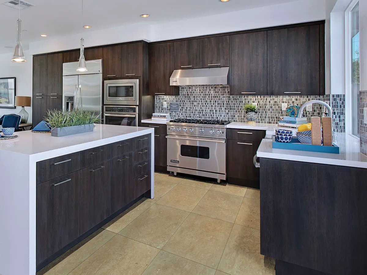 Tuscany Beige Tumbled Pattern Travertine Pavers in a finished room