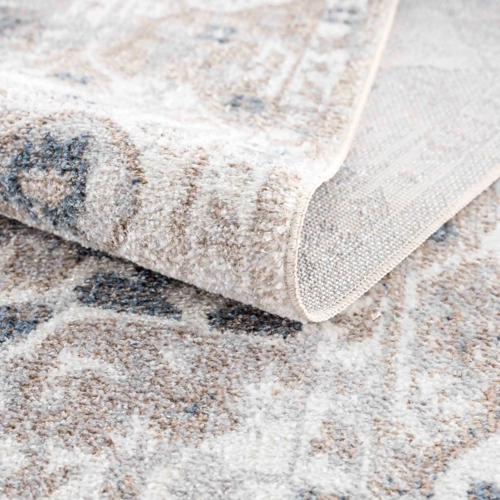 Dobry Boutique Washable Rug by Boutique Rugs