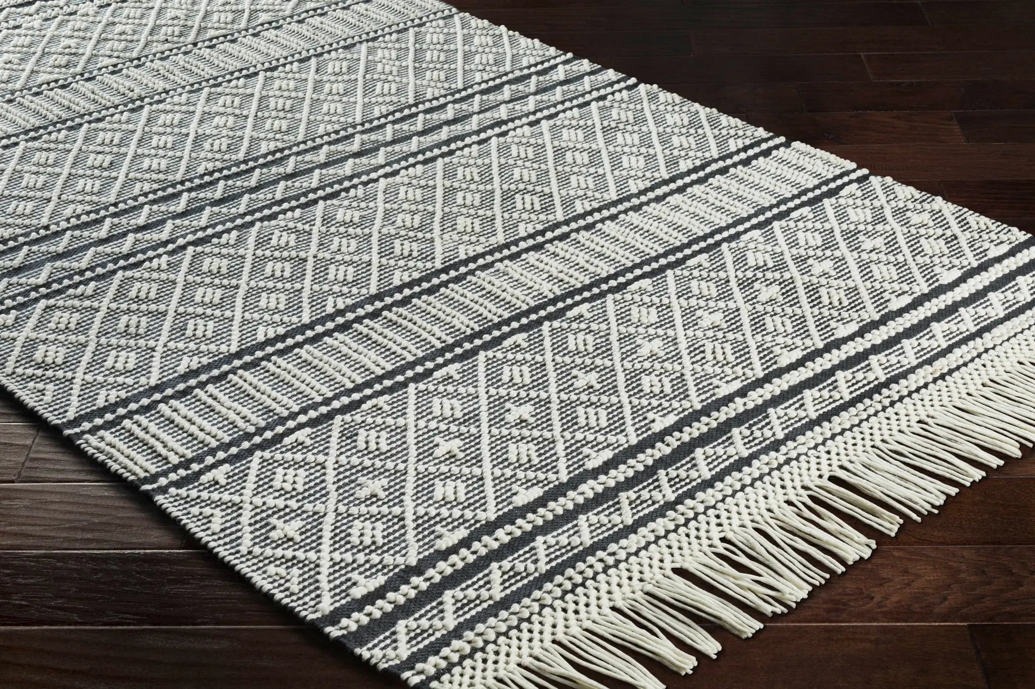 Leon Area Rug - Clearance by Boutique Rugs