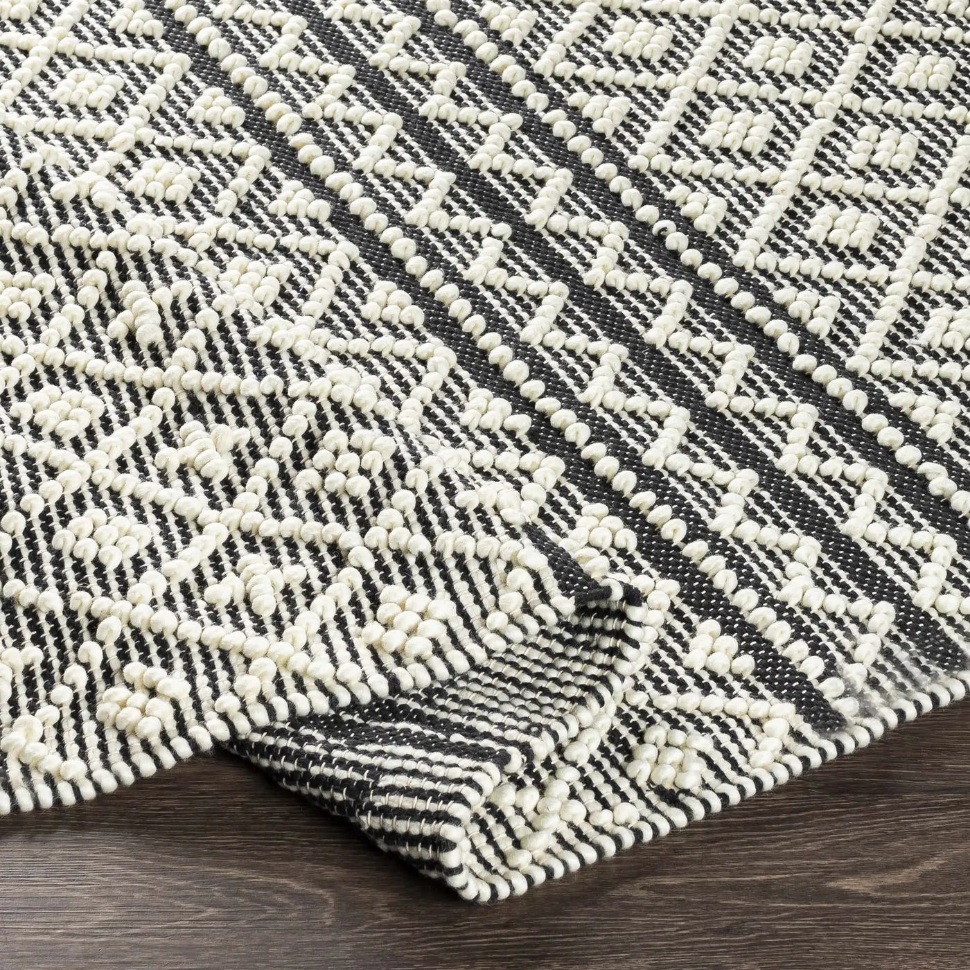 Leon Area Rug - Clearance by Boutique Rugs