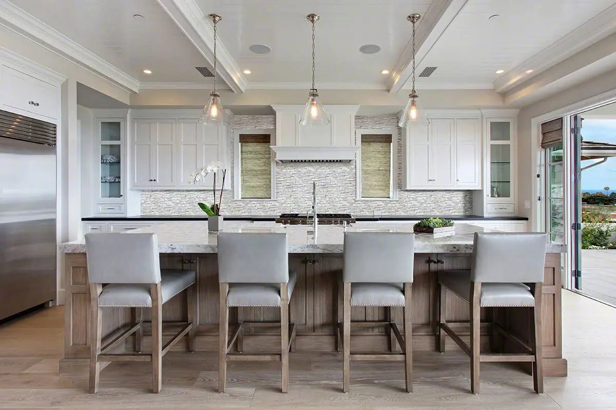 Calacatta Cressa 3d Honed Marble Pavers 6x24 in a finished room