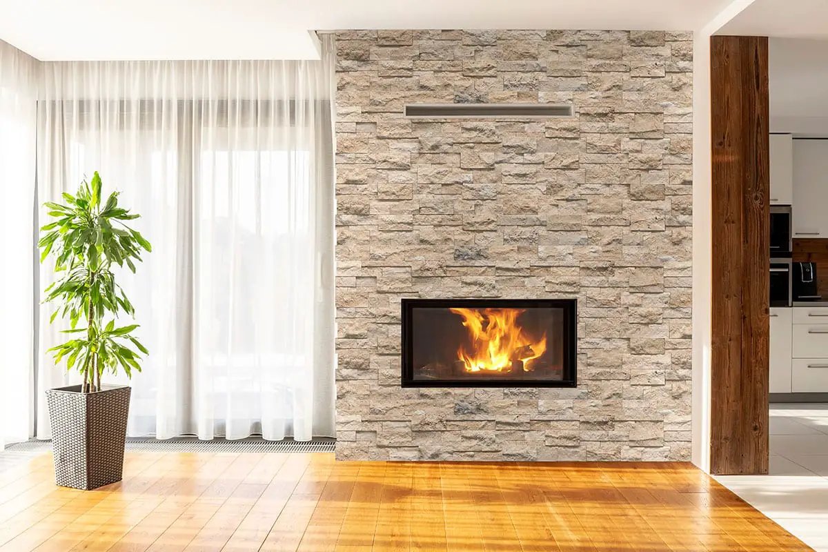 Roman Beige Xl Split Face Travertine Pavers 9x24 in a finished room