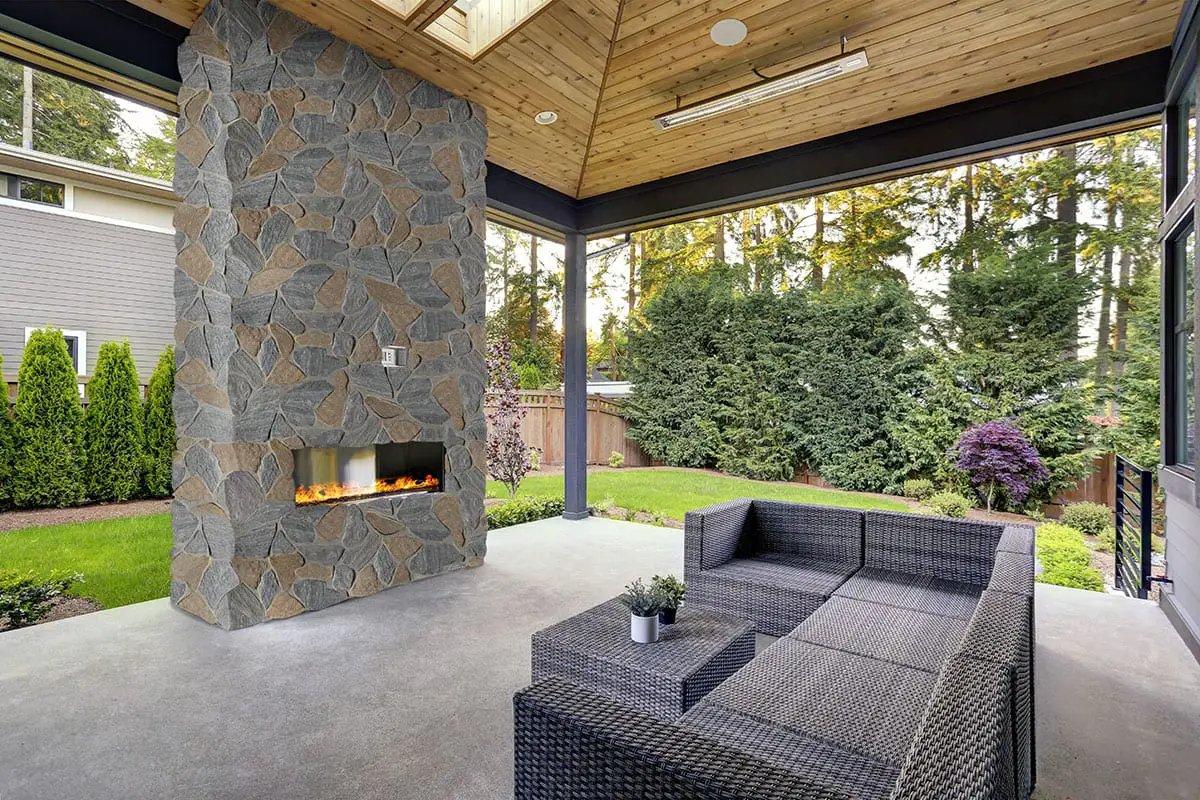 Metuchen Hills Fieldstone Natural Marble Pavers in a finished room