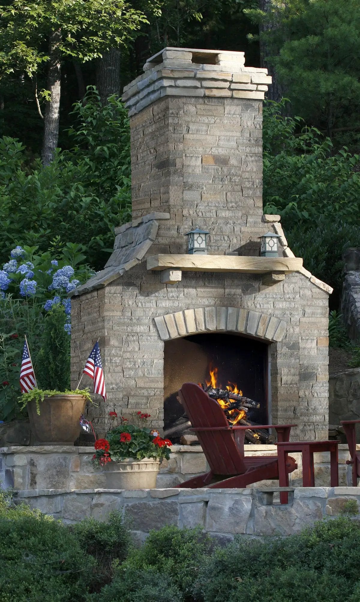 Colorado Springs Rockland Ledgestone Split Face Quartzite Pavers Split Face in a finished room