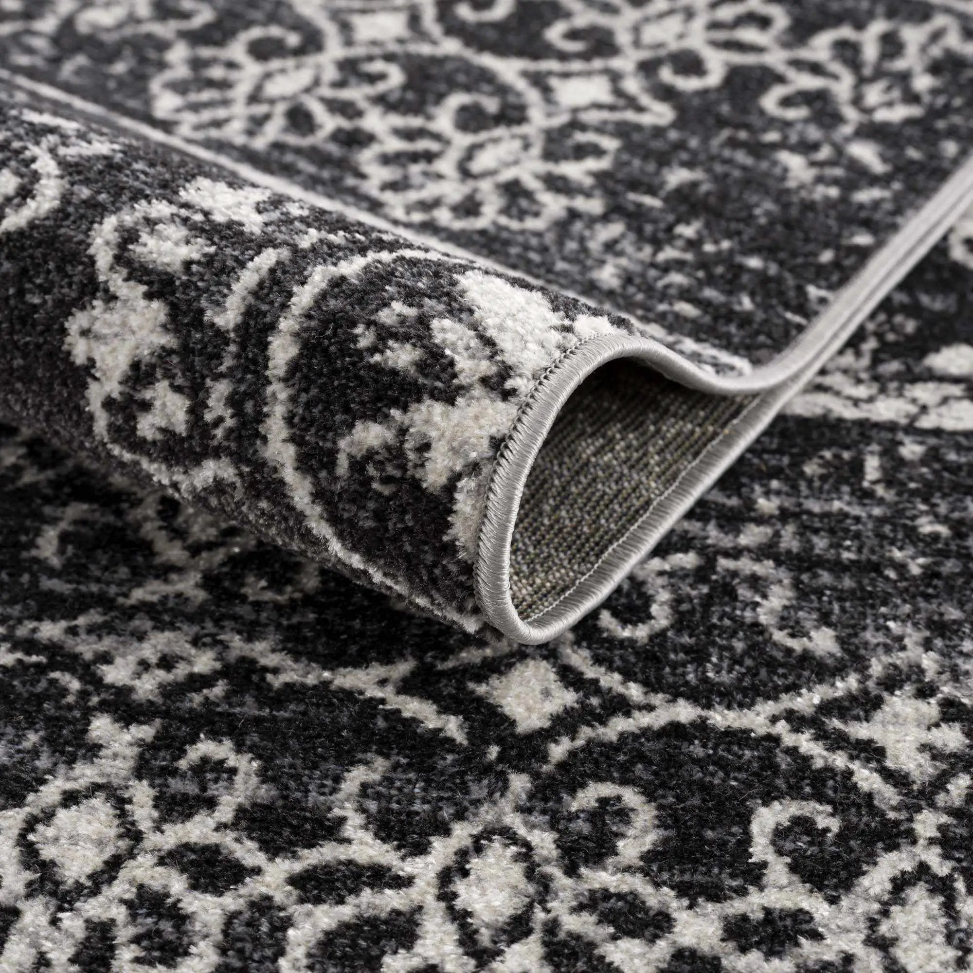 Kahraman Black & White Washable Rug - Clearance by Boutique Rugs
