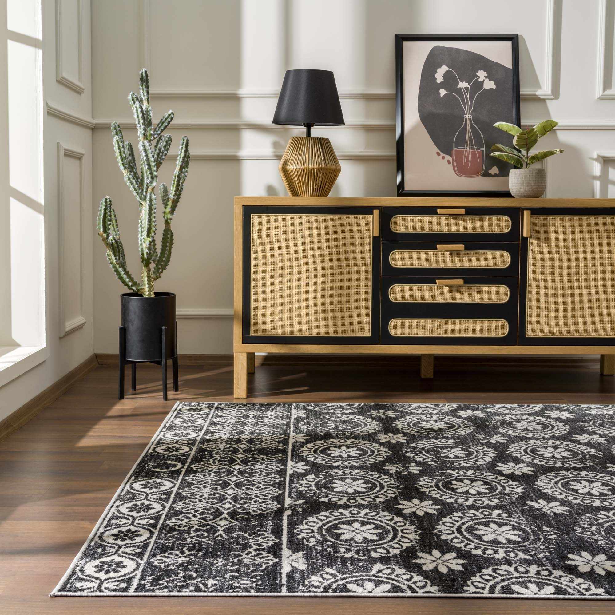 Kahraman Black & White Washable Rug - Clearance by Boutique Rugs