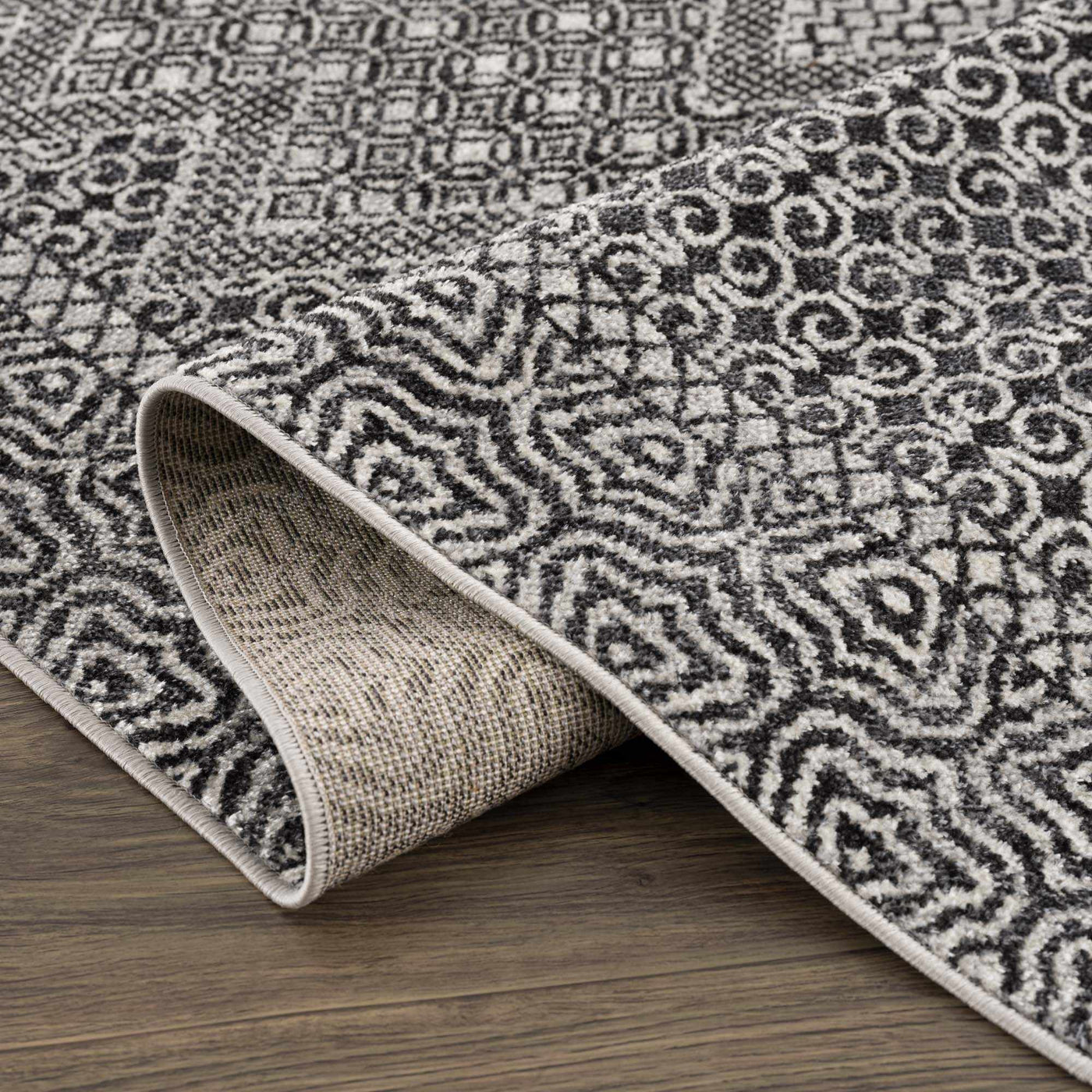 Coledale Black & White Washable Rug - Clearance by Boutique Rugs