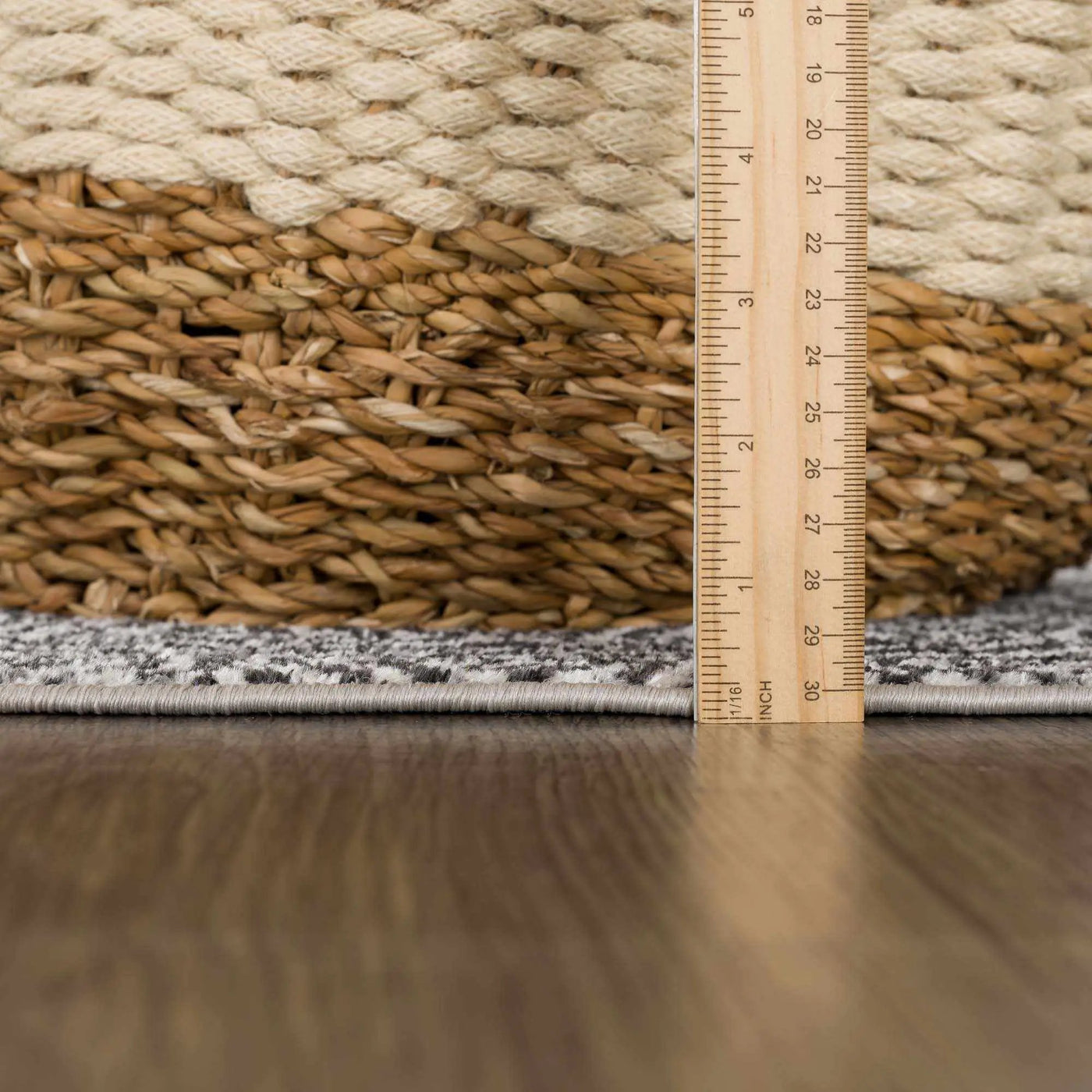 Coledale Black & White Washable Rug - Clearance by Boutique Rugs