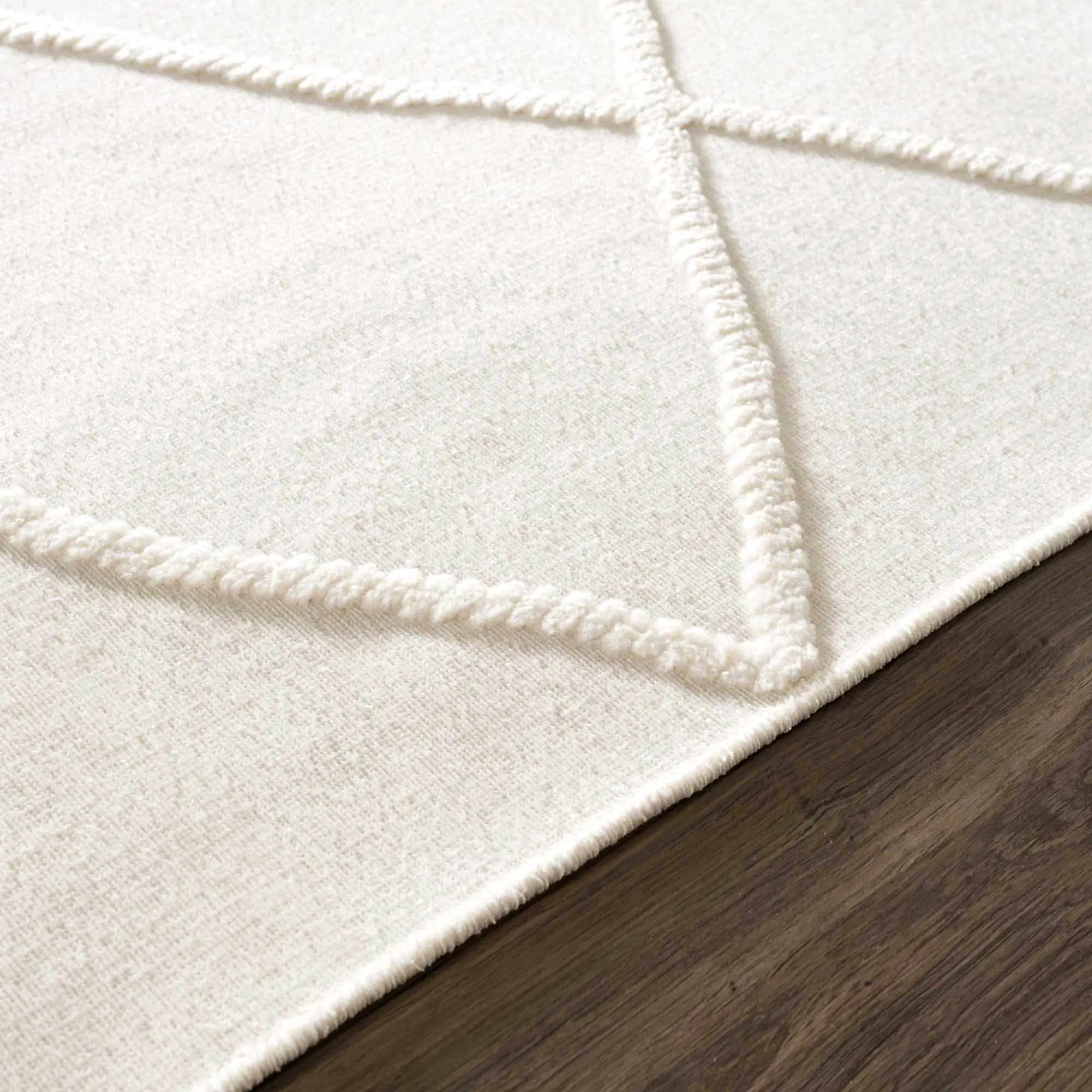 Amani White Washable Rug - Clearance by Boutique Rugs