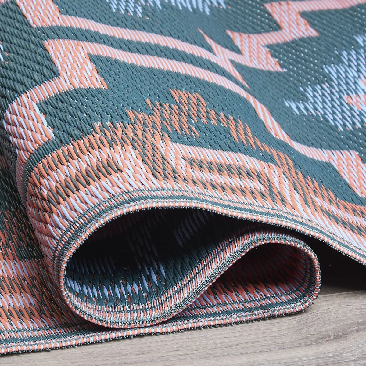 Lhasa - Green Outdoor Rug for Patio by Fab Habitat