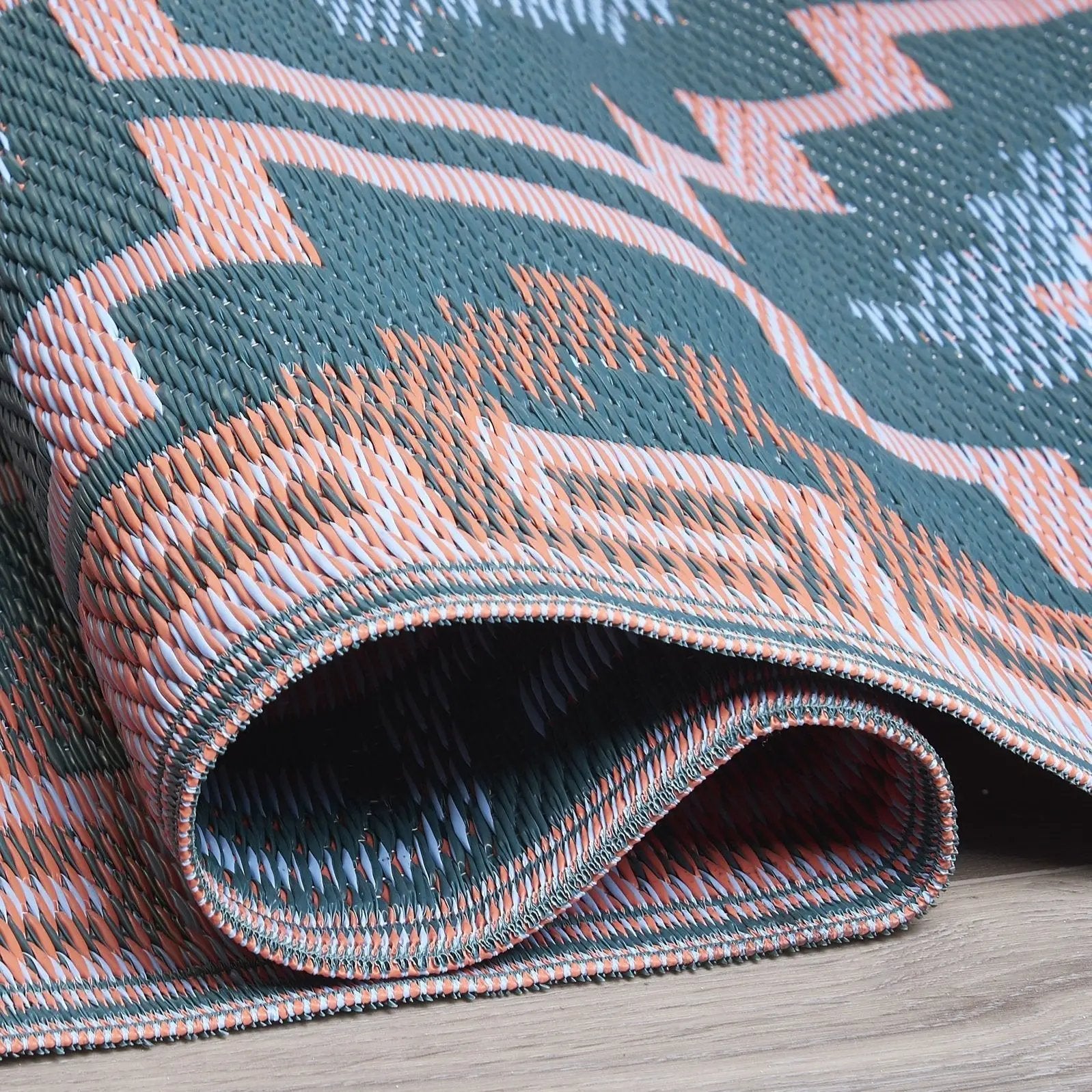 Lhasa - Green Outdoor Rug for Patio by Fab Habitat