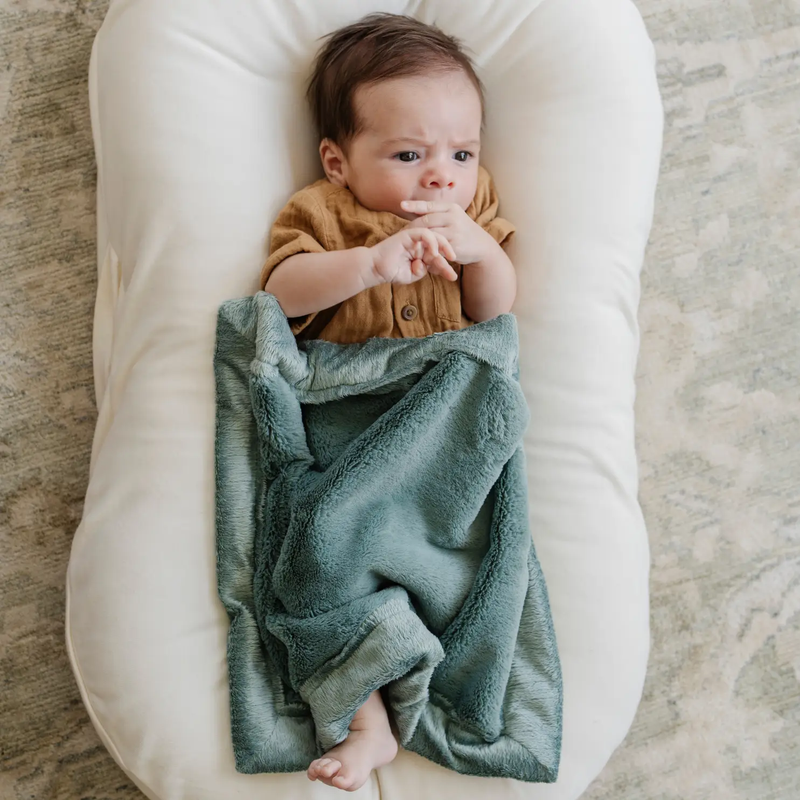 Lush Mini Blankets by Saranoni by HouseOfZazla