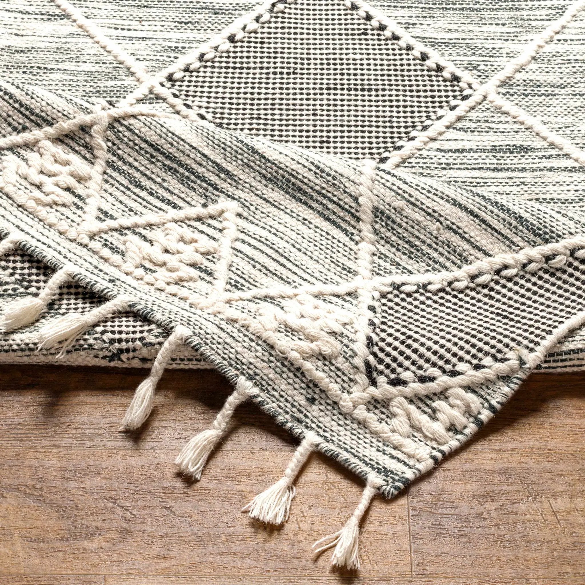 Mabua Tasseled Jute&Wool Rug - Clearance by Boutique Rugs