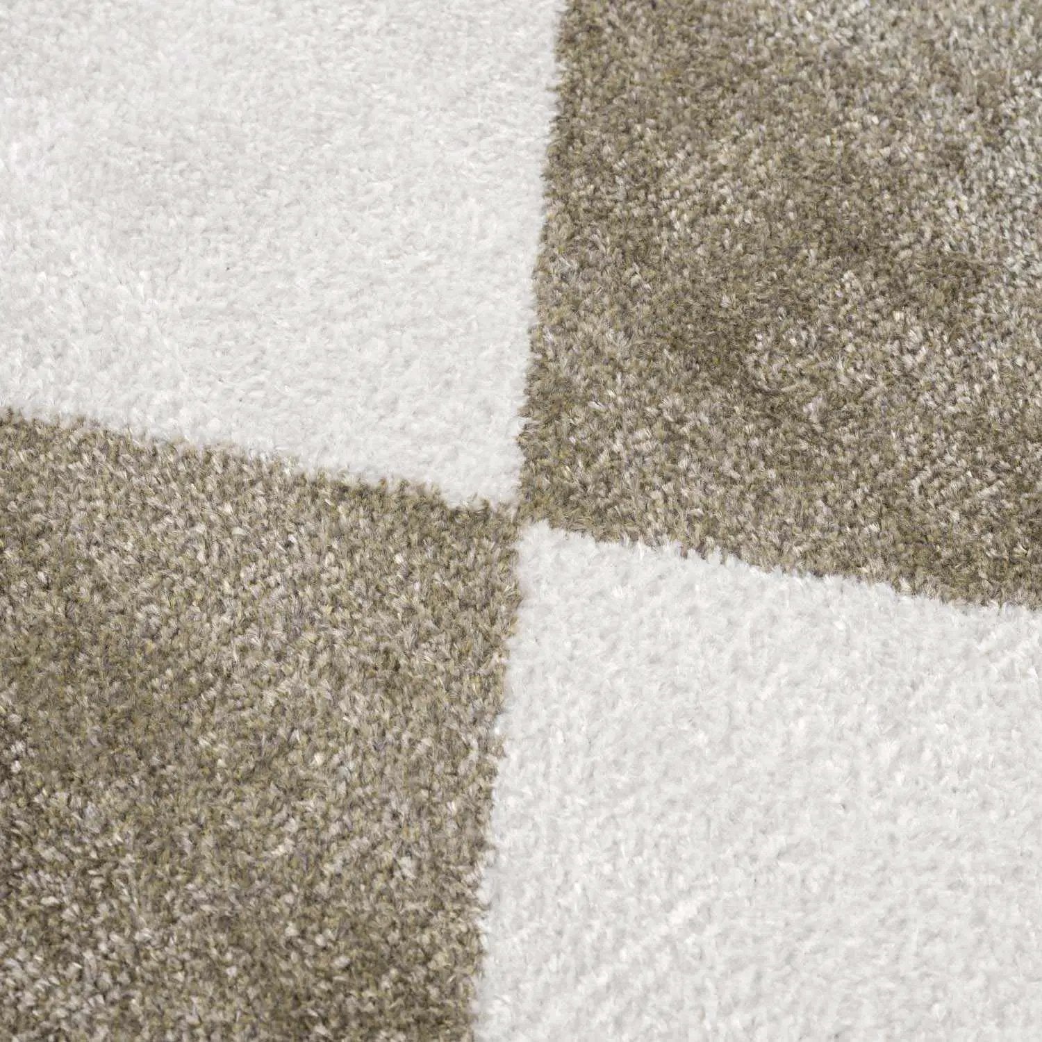 Ulric Green Diamond Washable Area Rug by Boutique Rugs