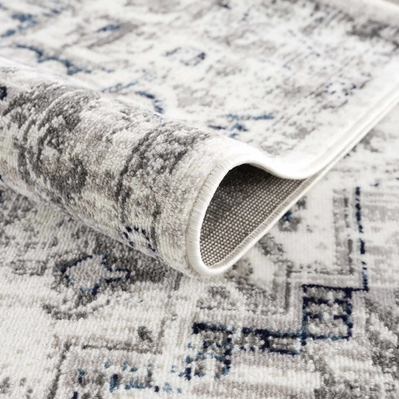 Buenaventura Cream & Navy Area Rug - Clearance by Boutique Rugs
