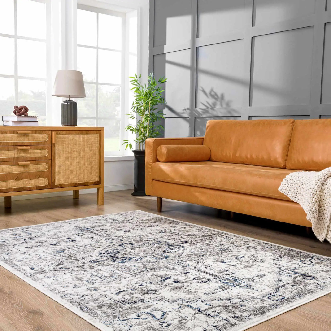 Buenaventura Cream & Navy Area Rug - Clearance by Boutique Rugs